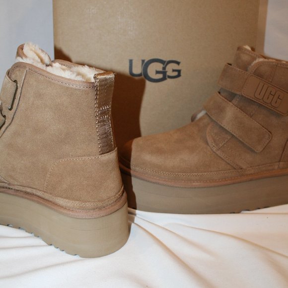 NIB UGG WOMEN'S PLATFORM CHESTNUT SUEDE SHEARLING LINED ANKLE BOOTS - Picture 7 of 8